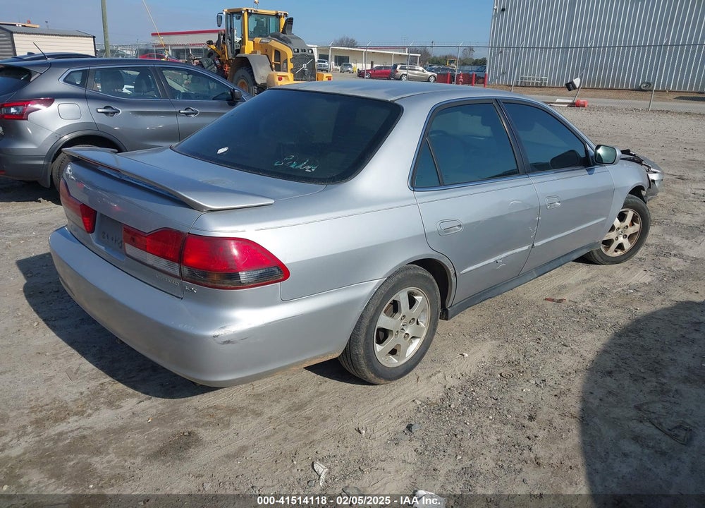 2001 HONDA ACCORD 2.3 LX VIN: 1HGCG56451A068730
