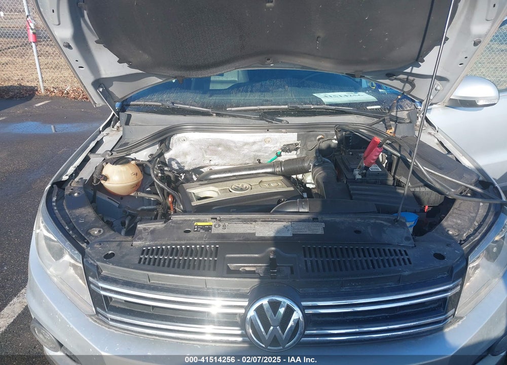 2013 VOLKSWAGEN TIGUAN SE VIN: WVGBV3AX6DW570929