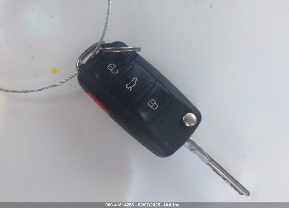 2013 VOLKSWAGEN TIGUAN SE VIN: WVGBV3AX6DW570929