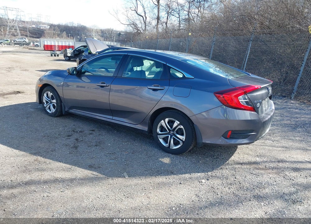 2018 HONDA CIVIC LX VIN: 2HGFC2F58JH520543