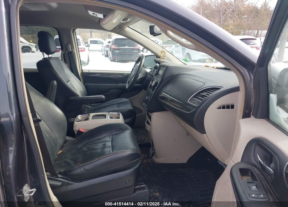 2014 CHRYSLER TOWN & COUNTRY TOURING VIN: 2C4RC1BG5ER468382