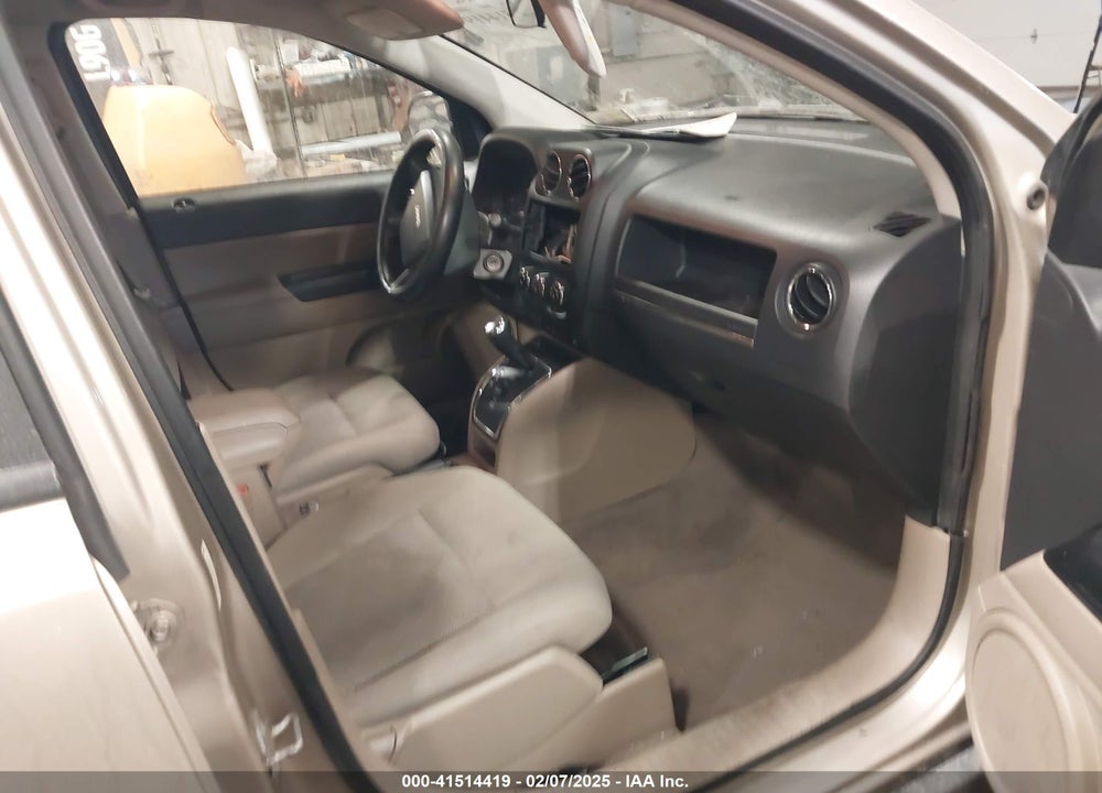 2010 JEEP COMPASS SPORT VIN: 1J4NF4FB7AD501587