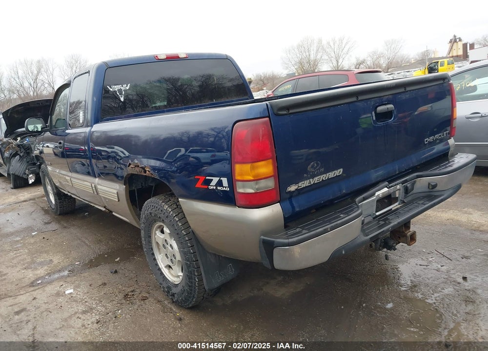 2002 CHEVROLET SILVERADO 1500 LS VIN: 2GCEK19T721324041