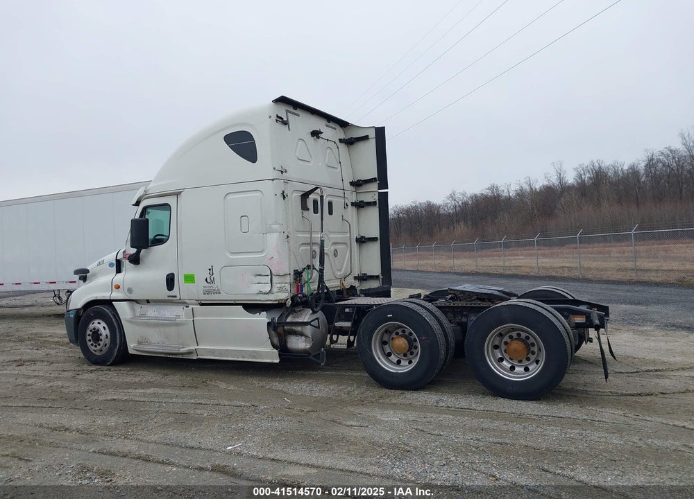 2016 FREIGHTLINER CASCADIA 125 VIN: 3AKJGLD59GSGT5542