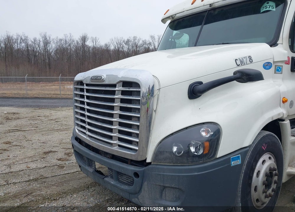 2016 FREIGHTLINER CASCADIA 125 VIN: 3AKJGLD59GSGT5542