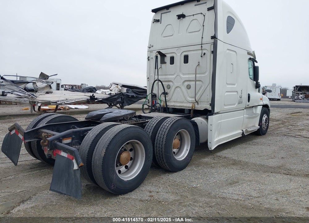 2016 FREIGHTLINER CASCADIA 125 VIN: 3AKJGLD59GSGT5542