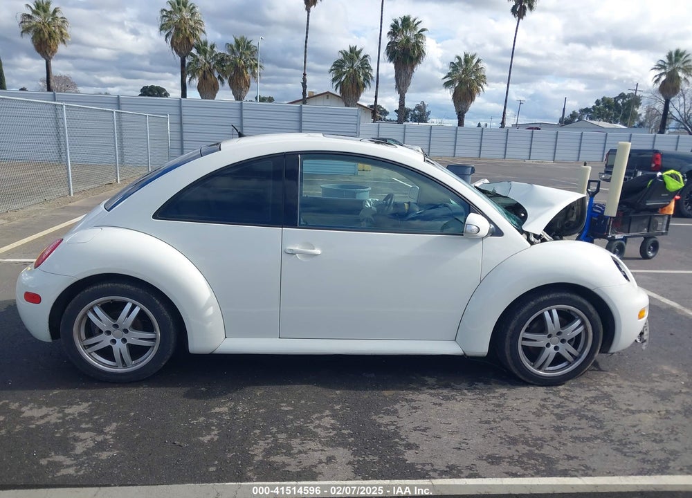 2004 VOLKSWAGEN NEW BEETLE GLS 1.8T VIN: 3VWCD31C74M412136