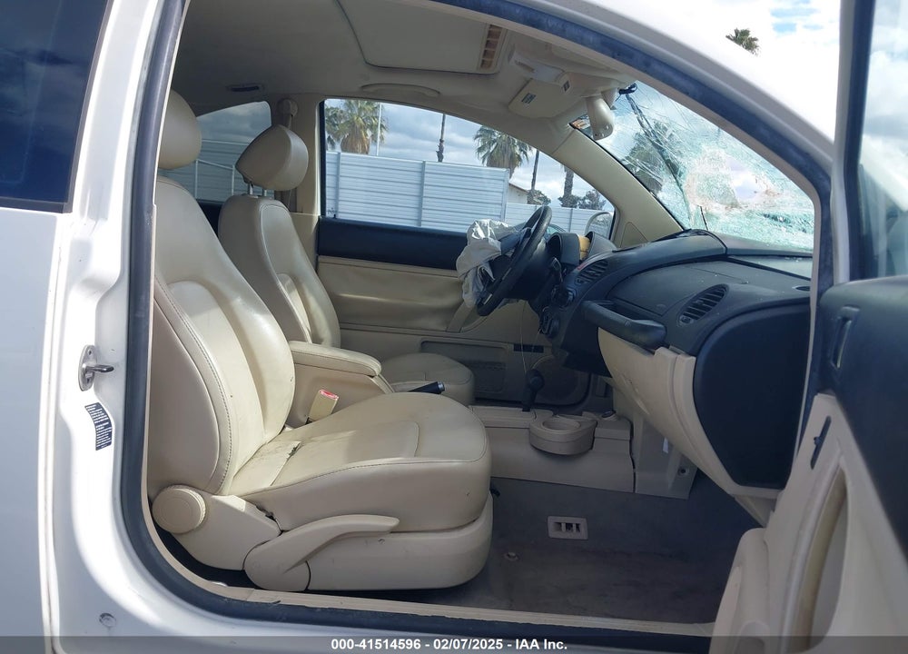 2004 VOLKSWAGEN NEW BEETLE GLS 1.8T VIN: 3VWCD31C74M412136