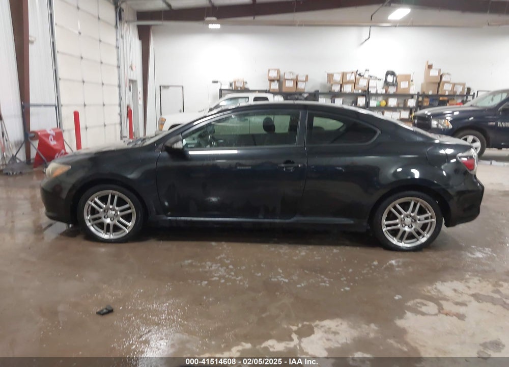 2008 SCION TC VIN: JTKDE167280229104