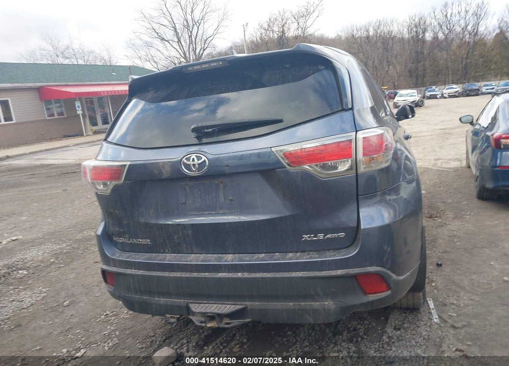 2015 TOYOTA HIGHLANDER XLE V6 VIN: 5TDJKRFH9FS140490