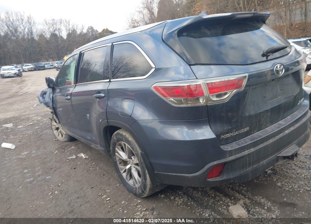 2015 TOYOTA HIGHLANDER XLE V6 VIN: 5TDJKRFH9FS140490