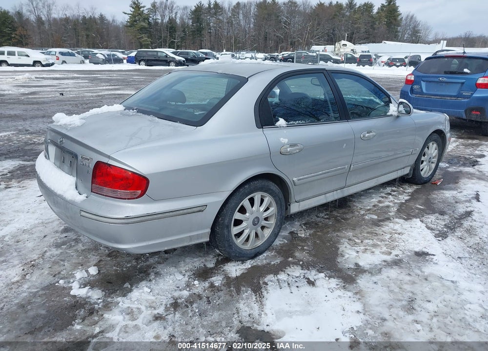 2004 HYUNDAI SONATA GLS/LX VIN: KMHWF35H54A993497