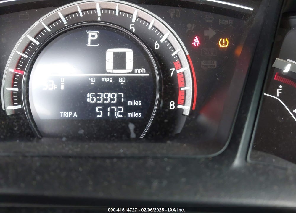 2018 HONDA CIVIC VIN: 2HGFC2F56JH517611