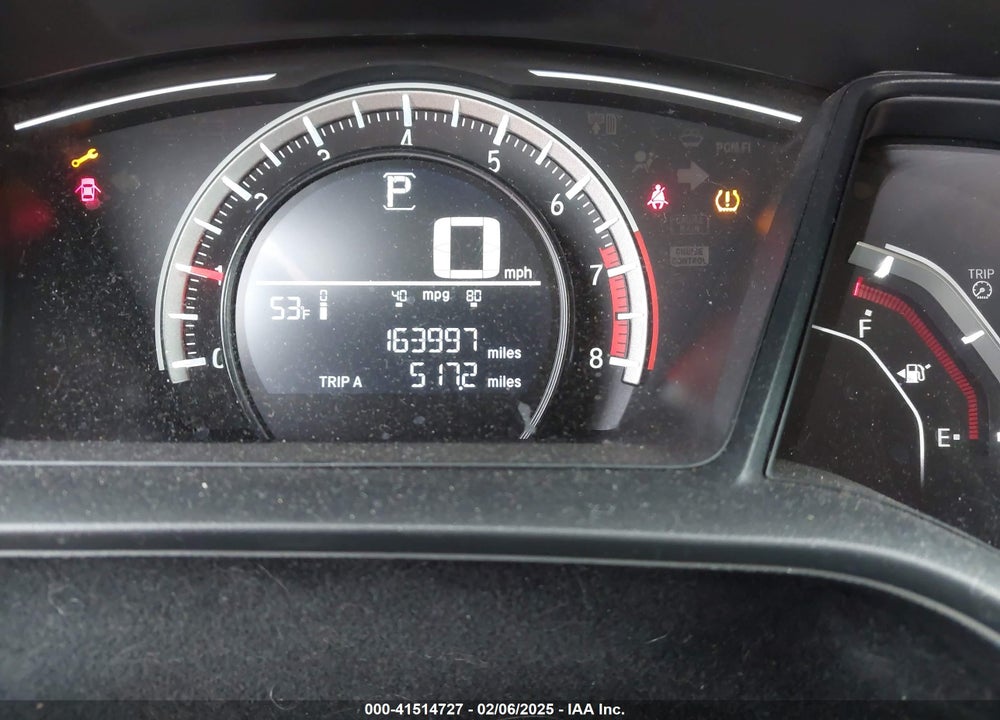 2018 HONDA CIVIC VIN: 2HGFC2F56JH517611