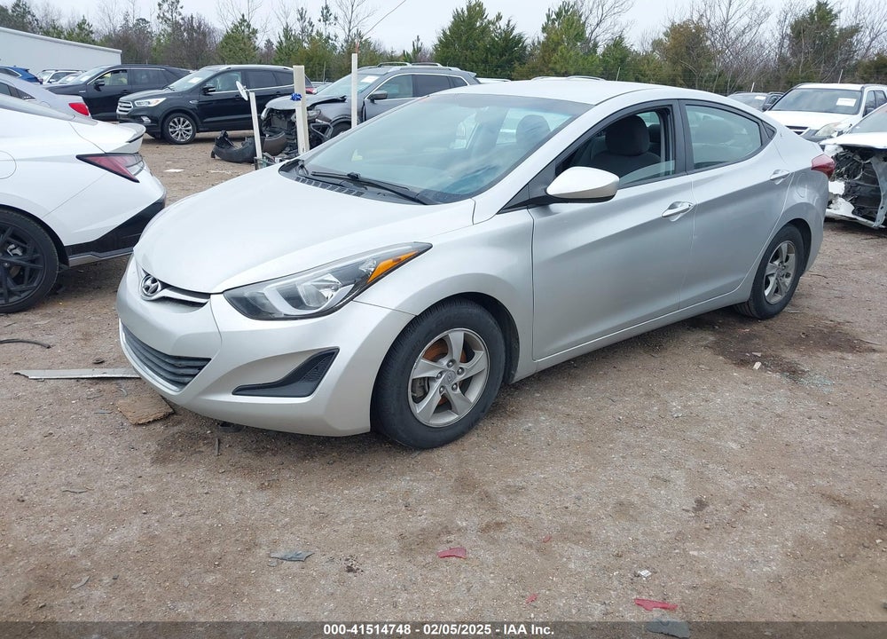 2015 HYUNDAI ELANTRA VIN: 5NPDH4AE7FH623414