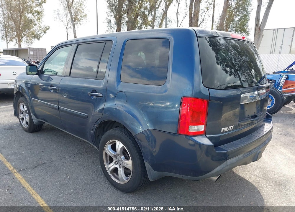 2012 HONDA PILOT EX VIN: 5FNYF3H40CB010558