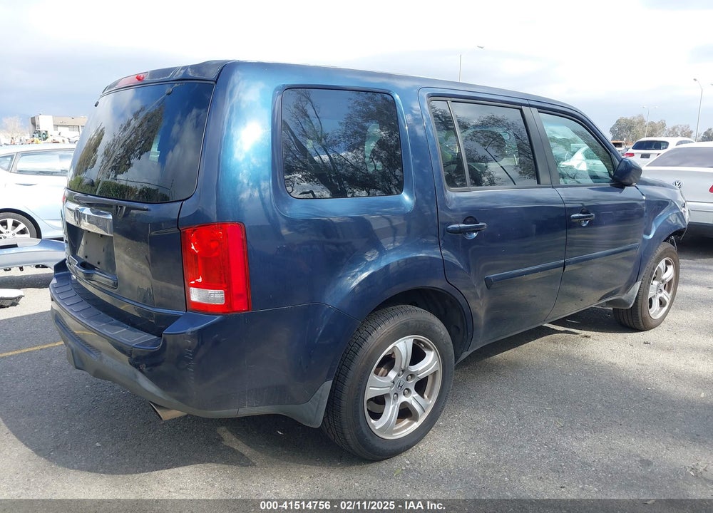 2012 HONDA PILOT EX VIN: 5FNYF3H40CB010558
