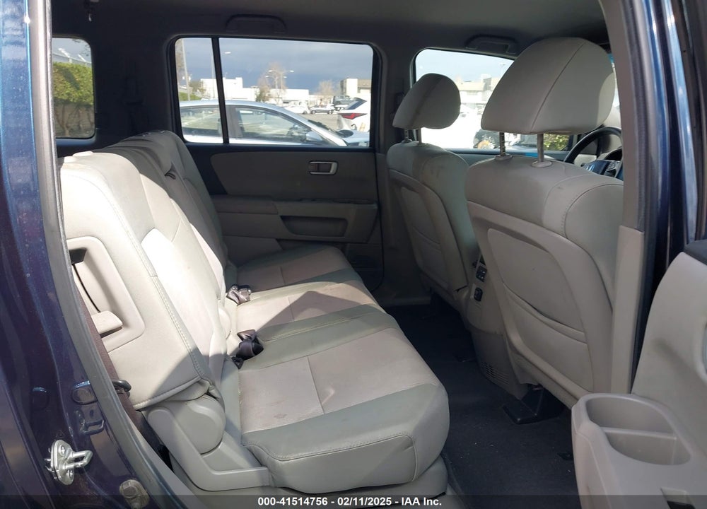 2012 HONDA PILOT EX VIN: 5FNYF3H40CB010558