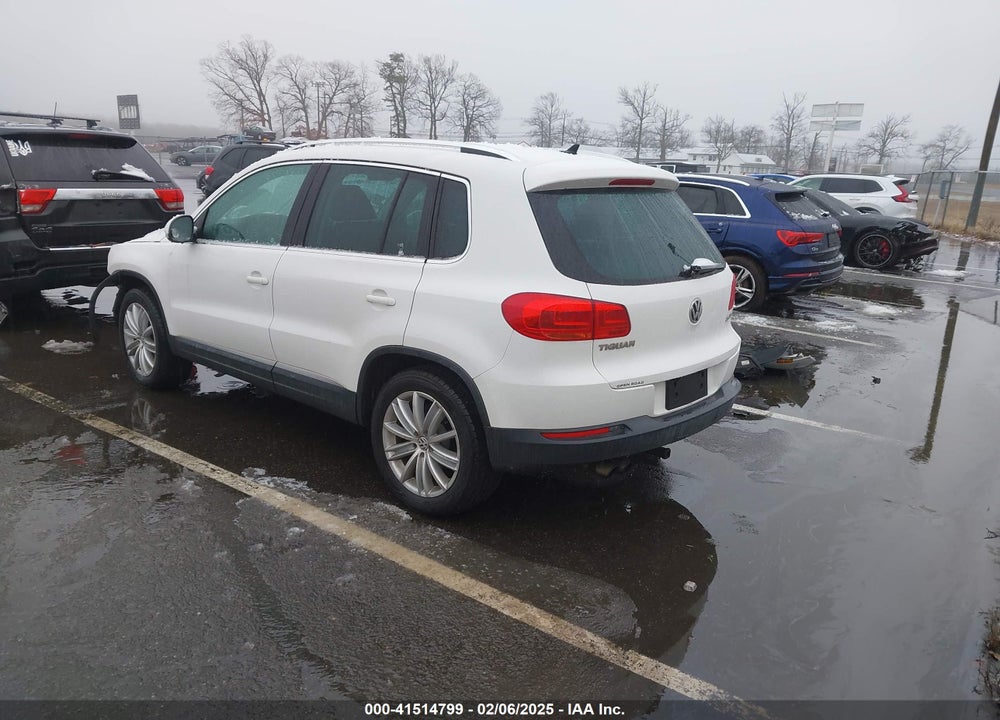 2012 VOLKSWAGEN TIGUAN SE VIN: WVGAV7AX3CW515226
