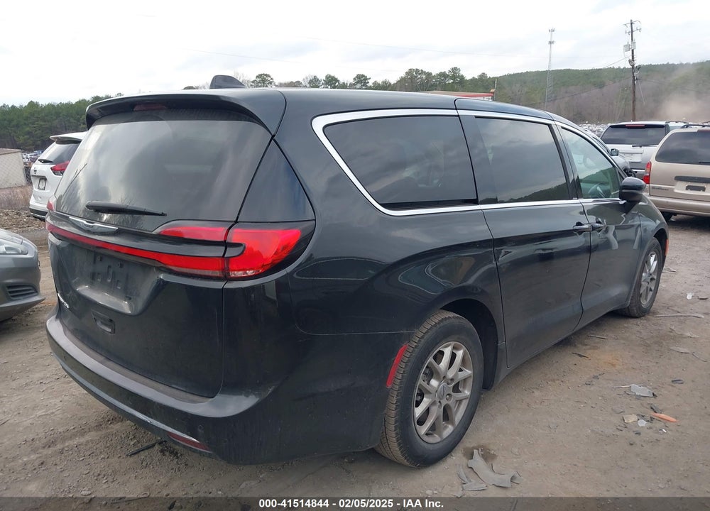 2023 CHRYSLER PACIFICA TOURING L VIN: 2C4RC1BGXPR625472