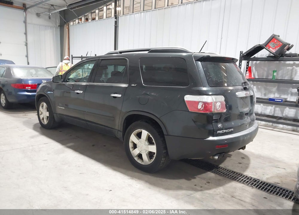 2008 GMC ACADIA SLT-2 VIN: 1GKEV33768J120221