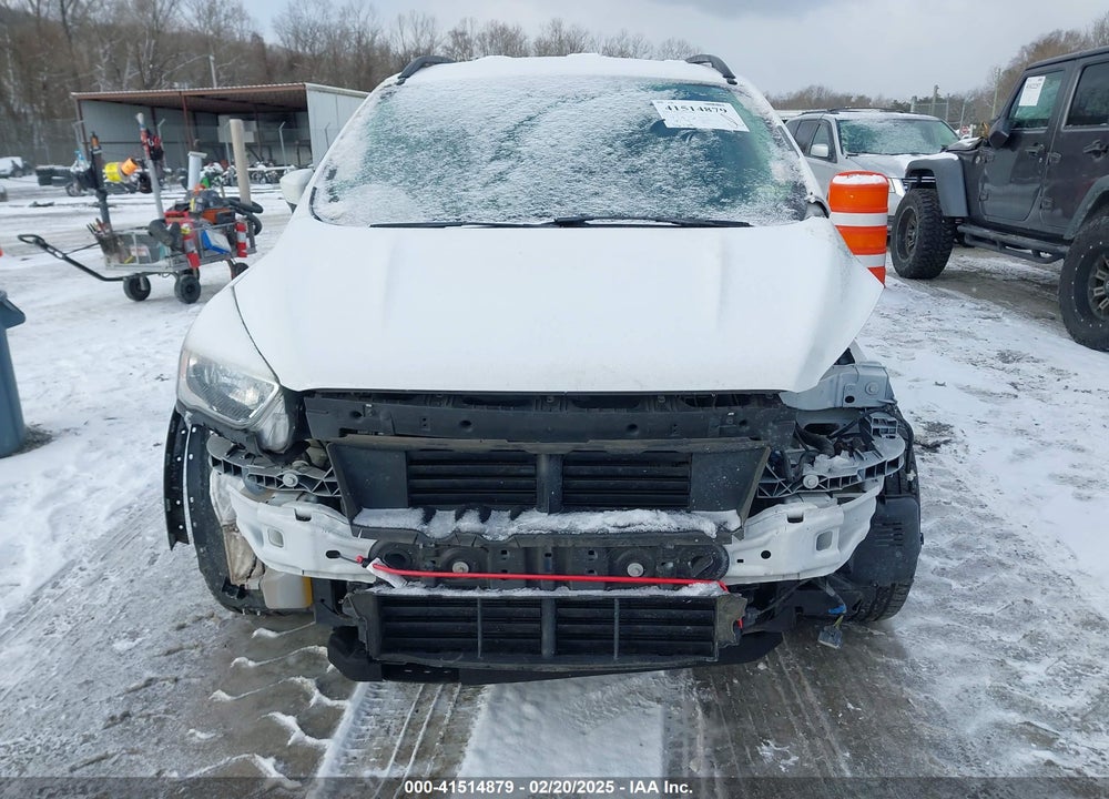2018 FORD ESCAPE SE VIN: 1FMCU9GD8JUA39519