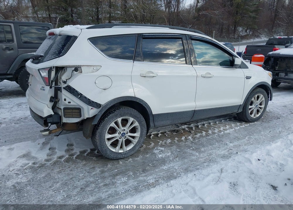 2018 FORD ESCAPE SE VIN: 1FMCU9GD8JUA39519