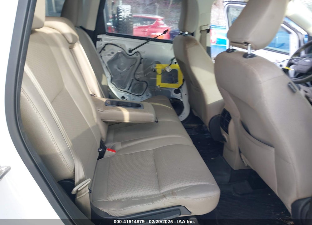 2018 FORD ESCAPE SE VIN: 1FMCU9GD8JUA39519
