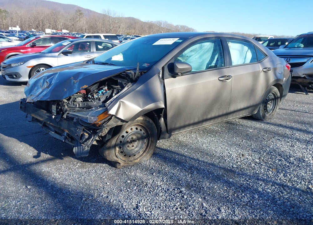 2018 TOYOTA COROLLA VIN: 5YFBURHE8JP753946