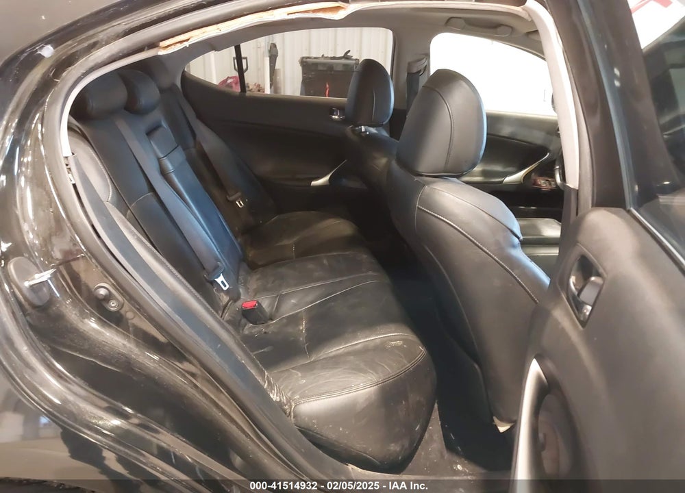 2006 LEXUS IS 350 VIN: JTHBE262565011326