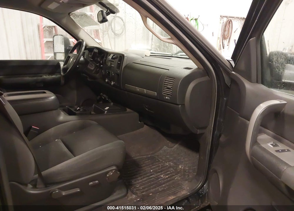 2007 CHEVROLET SILVERADO 2500HD VIN: 1GCHK23K37F565114