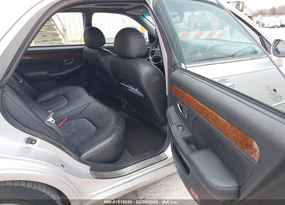 2005 HYUNDAI XG350 L VIN: KMHFU45E45A379964