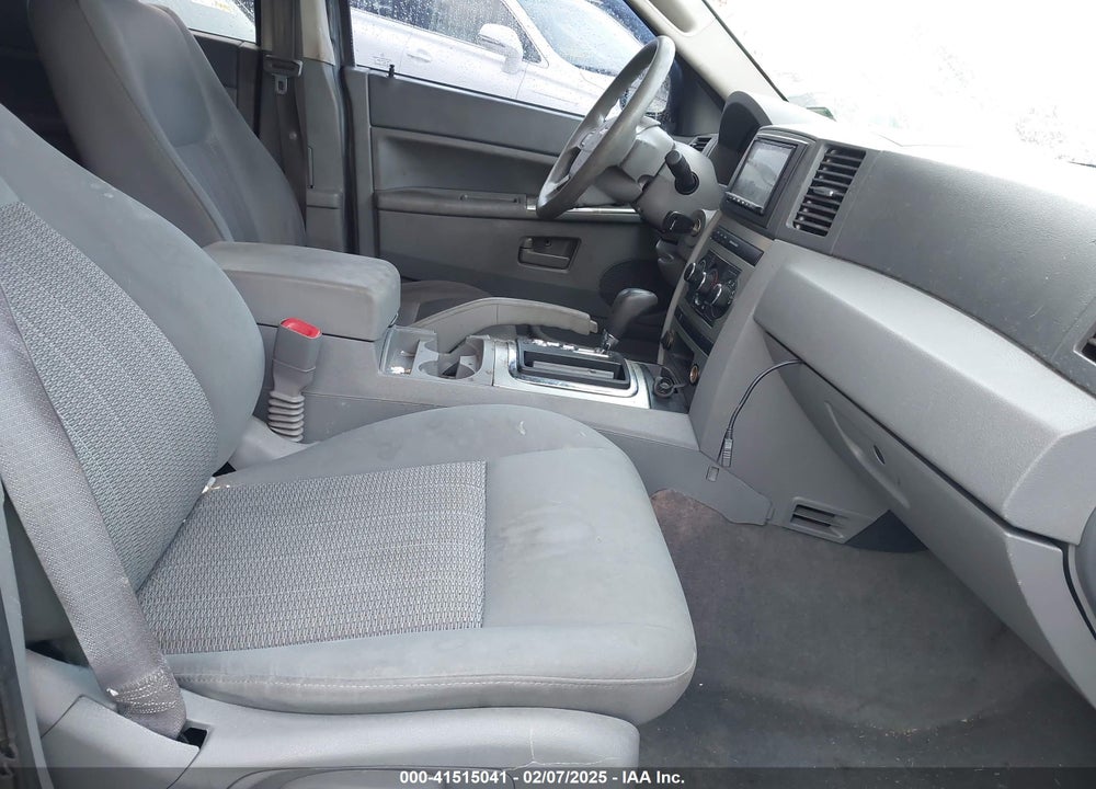 2007 JEEP GRAND CHEROKEE LAREDO VIN: 1J8GR48K77C507187