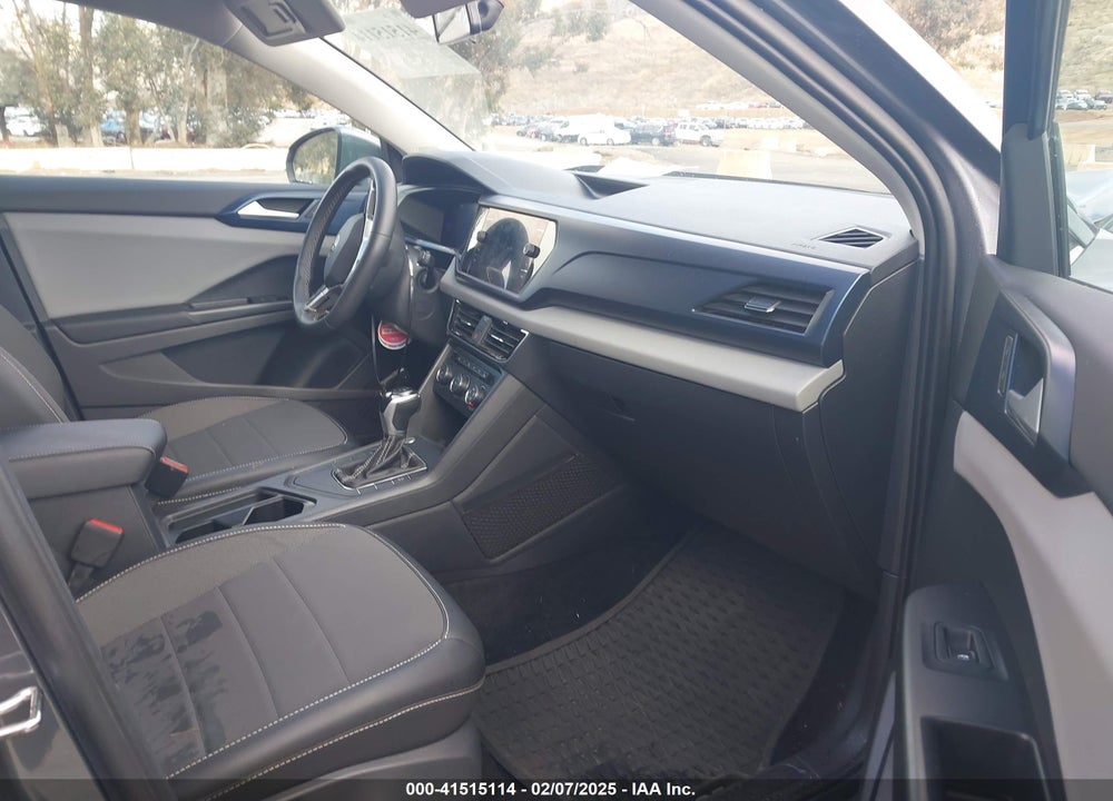 2022 VOLKSWAGEN TAOS VIN: 3VVRX7B21NM018328