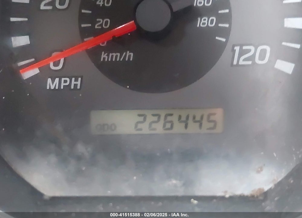 2002 NISSAN FRONTIER XE VIN: 1N6DD26S42C333455