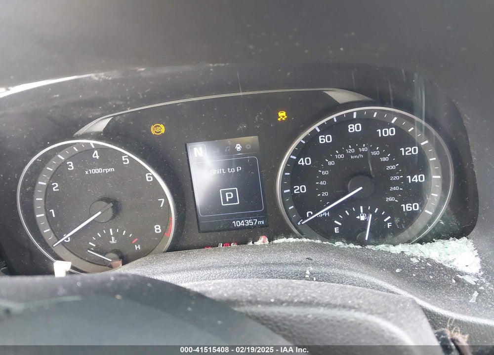 2018 HYUNDAI ELANTRA VIN: 5NPD84LF6JH333857