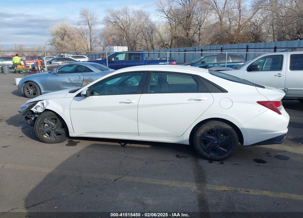 2021 HYUNDAI ELANTRA SEL VIN: 5NPLM4AG8MH013589