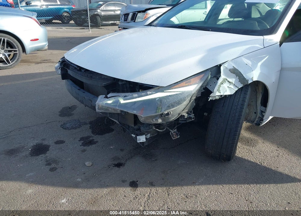 2021 HYUNDAI ELANTRA SEL VIN: 5NPLM4AG8MH013589