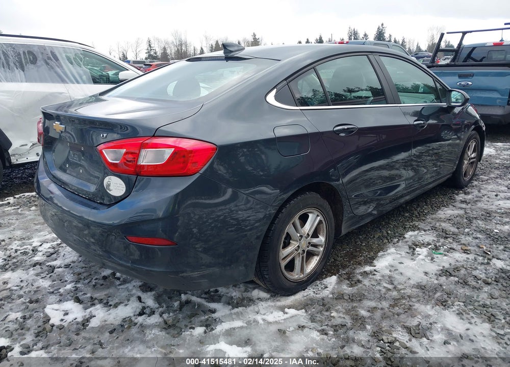2017 CHEVROLET CRUZE VIN: 1G1BE5SM5H7204019
