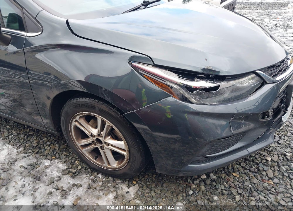 2017 CHEVROLET CRUZE VIN: 1G1BE5SM5H7204019