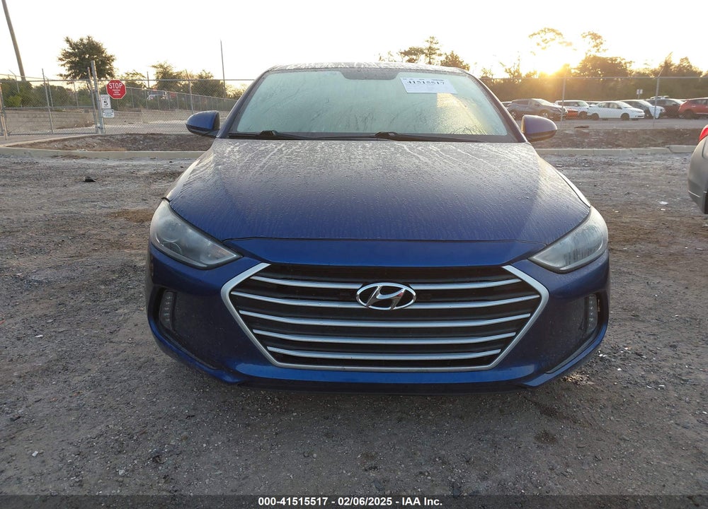 2018 HYUNDAI ELANTRA VIN: 5NPD84LF5JH385576