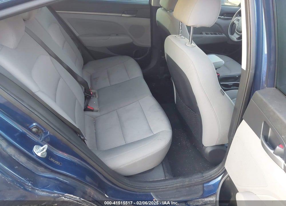 2018 HYUNDAI ELANTRA VIN: 5NPD84LF5JH385576