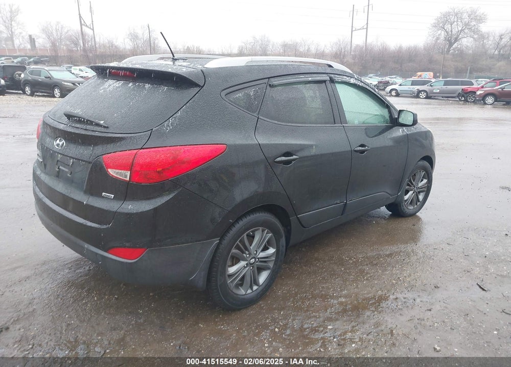 2015 HYUNDAI TUCSON SE VIN: KM8JUCAG3FU044349