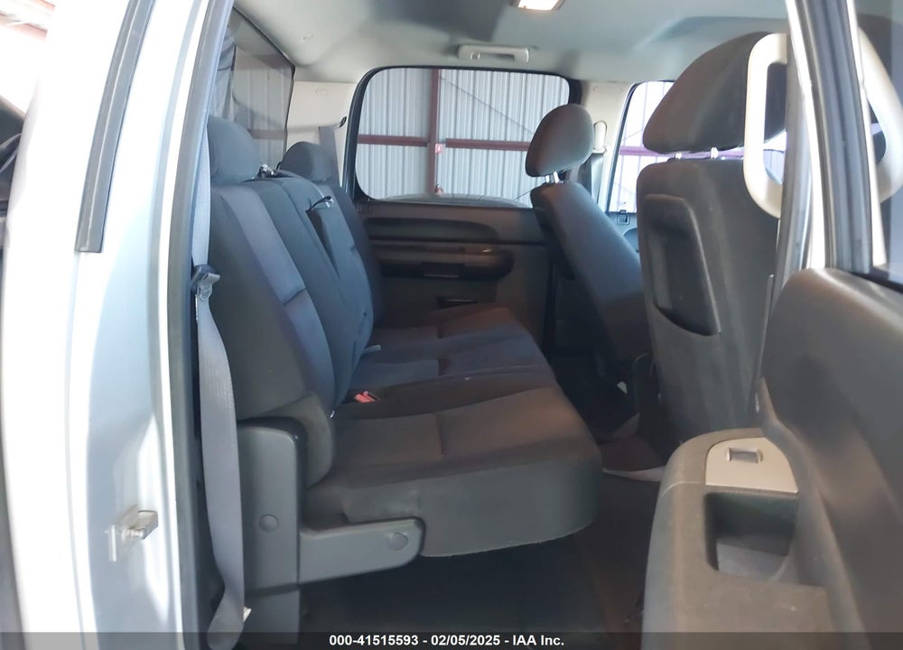 2011 CHEVROLET SILVERADO 1500 LT VIN: 1GCPKSE32BF212101