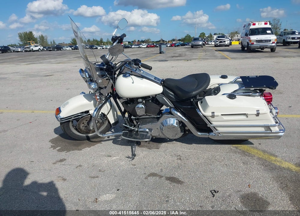 2006 HARLEY-DAVIDSON FLHPI VIN: 1HD1FHW106Y658007