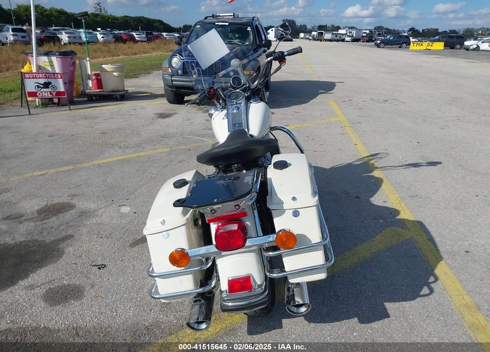 2006 HARLEY-DAVIDSON FLHPI VIN: 1HD1FHW106Y658007
