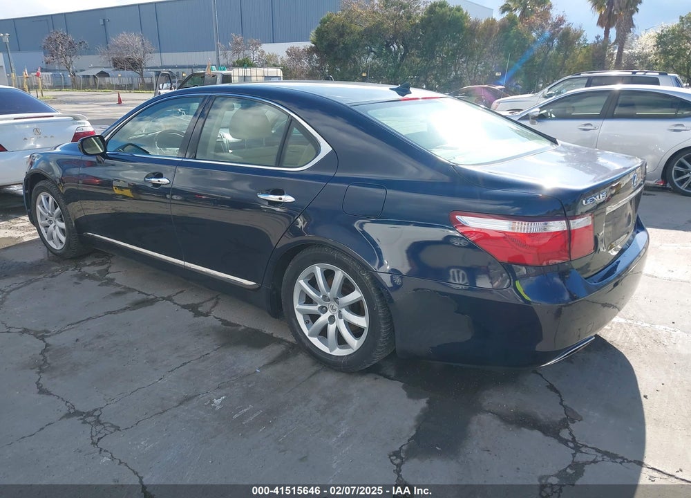 2007 LEXUS LS 460 VIN: JTHBL46F175023267