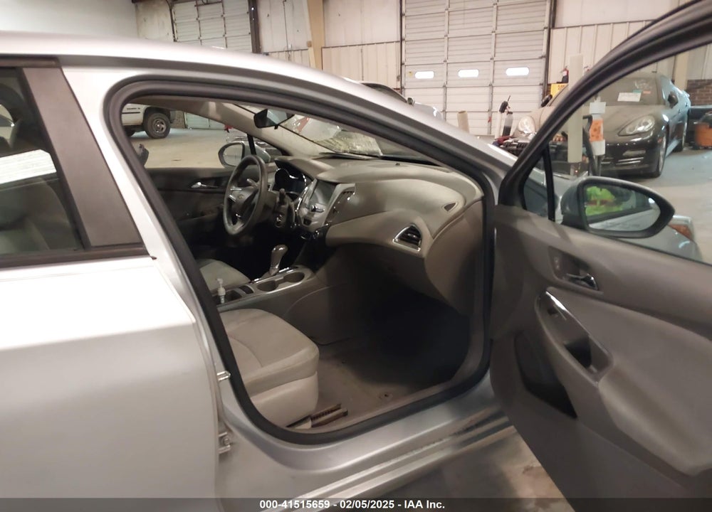 2017 CHEVROLET CRUZE LS AUTO VIN: 1G1BC5SM5H7134866