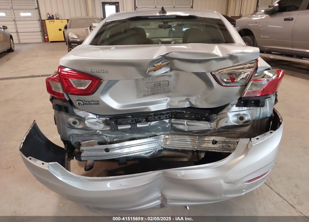 2017 CHEVROLET CRUZE LS AUTO VIN: 1G1BC5SM5H7134866