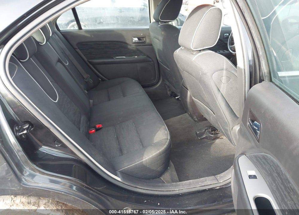 2010 FORD FUSION VIN: 3FAHP0HA9AR393127